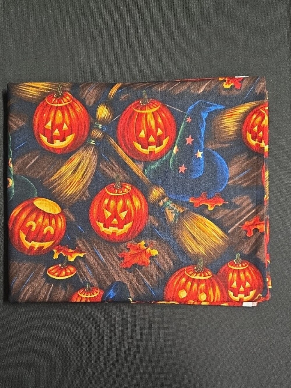 ๐๐๐"Bell Knobs And Broomsticks" The Alexander Henry Fabrics 1998, 2 Yards - Picture 2 of 6